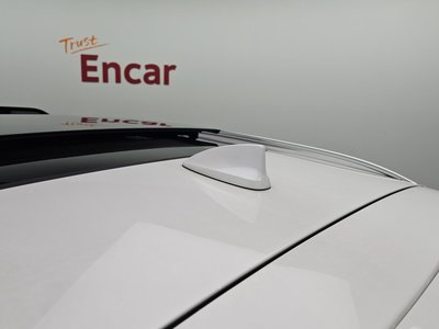 2022 Genesis ELECTRIFIED GV70 — миниатюра 37