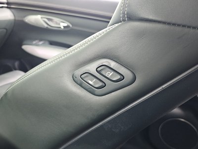 2022 Genesis ELECTRIFIED GV70 — миниатюра 32