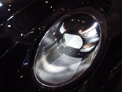 2019 Porsche 911 thumbnail 16