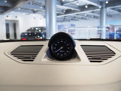 2019 Porsche 911 thumbnail 36