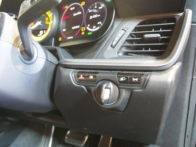 2019 Porsche 911 thumbnail 30