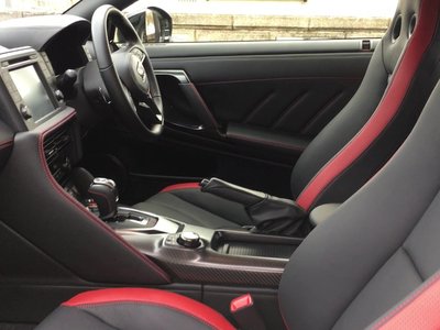 NISSAN GT-R - 7