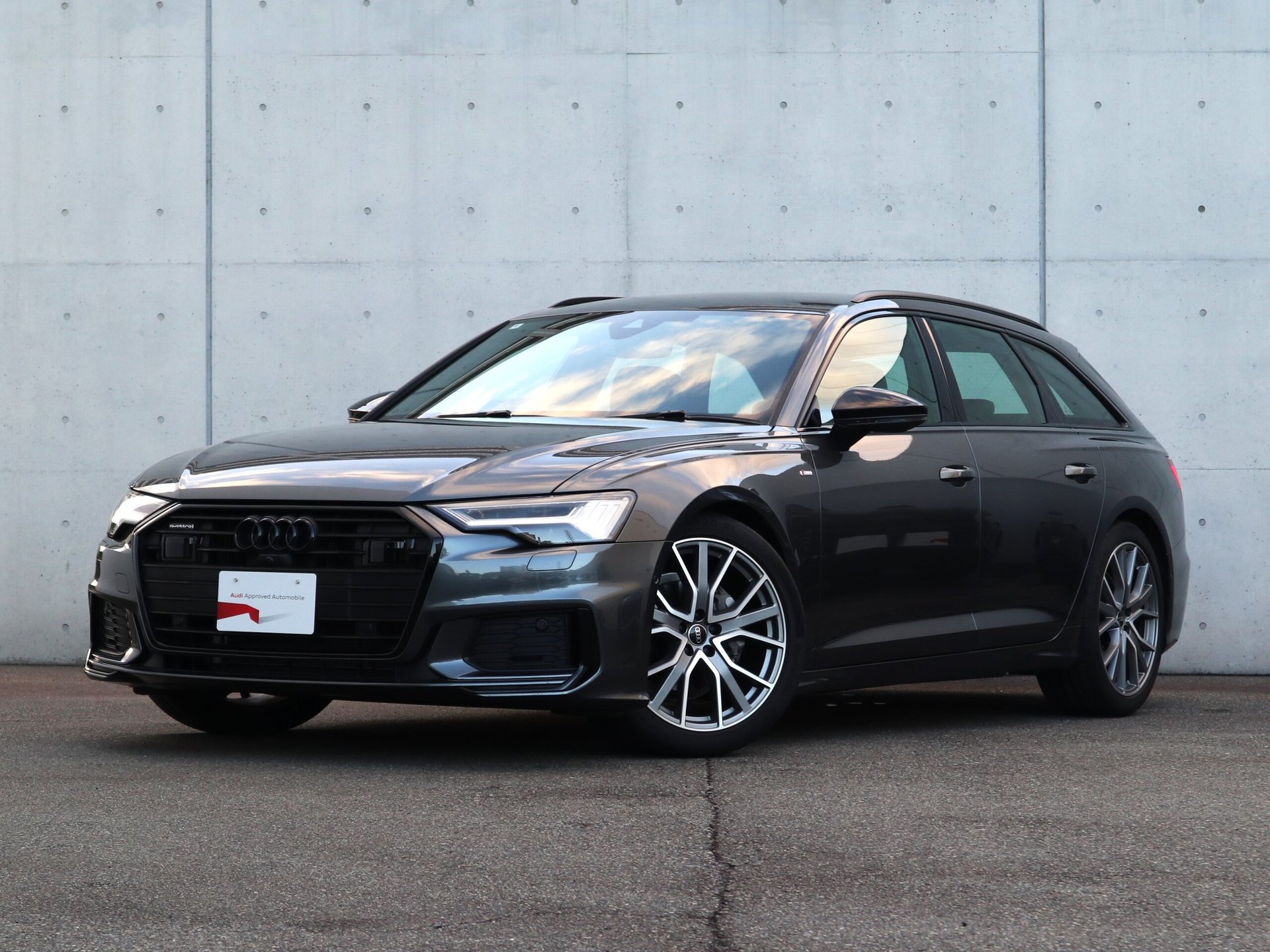 AUDI A6 AVANT - View 1
