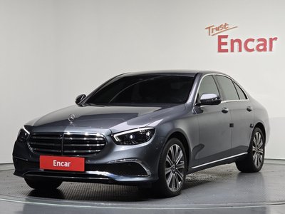 MERCEDES-BENZ E-CLASS - 1