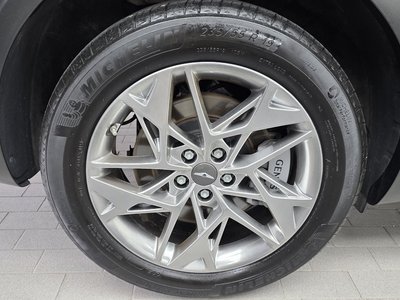 صورة 6 لـ 2023 Genesis GV70