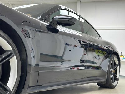 2021 Porsche TAYCAN photo 7
