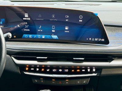 صورة مصغرة 45 لـ 2025 Cadillac XT4