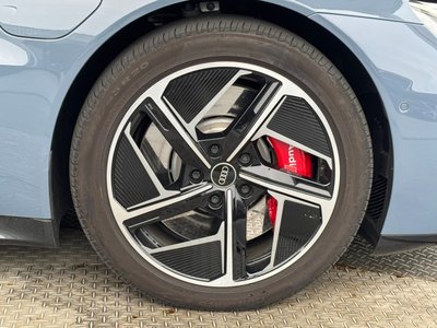 صورة 10 لـ 2025 AUDI E-TRON GT QUATTRO