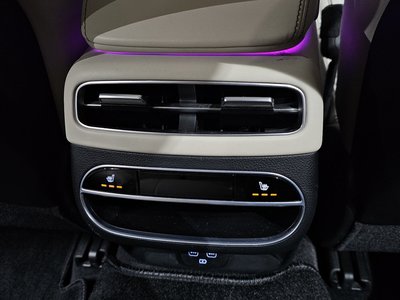 2023 Genesis GV70 — миниатюра 25