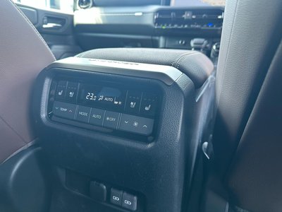 2024 Toyota LAND CRUISER 250 — миниатюра 30