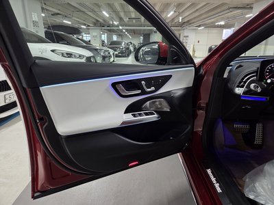 MERCEDES-BENZ E-CLASS - 7