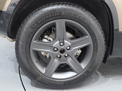 صورة 6 لـ 2025 LAND Rover DEFENDER