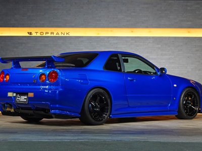 NISSAN SKYLINE GT-R - 2