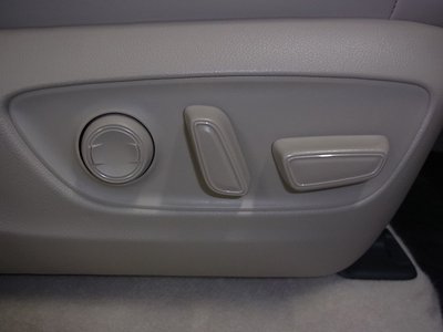 2026 Toyota LAND CRUISER 300 — миниатюра 49