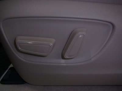 2026 Toyota LAND CRUISER 300 — миниатюра 50