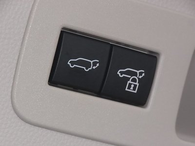 2026 Toyota LAND CRUISER 300 — миниатюра 22