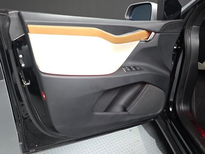 2020 Tesla MODEL X thumbnail 14