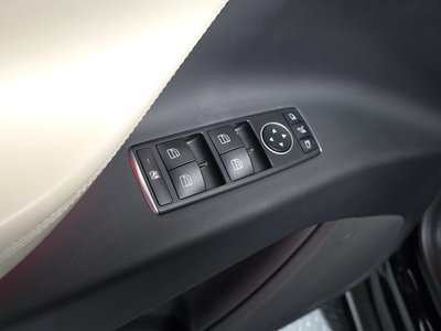 2020 Tesla MODEL X thumbnail 33