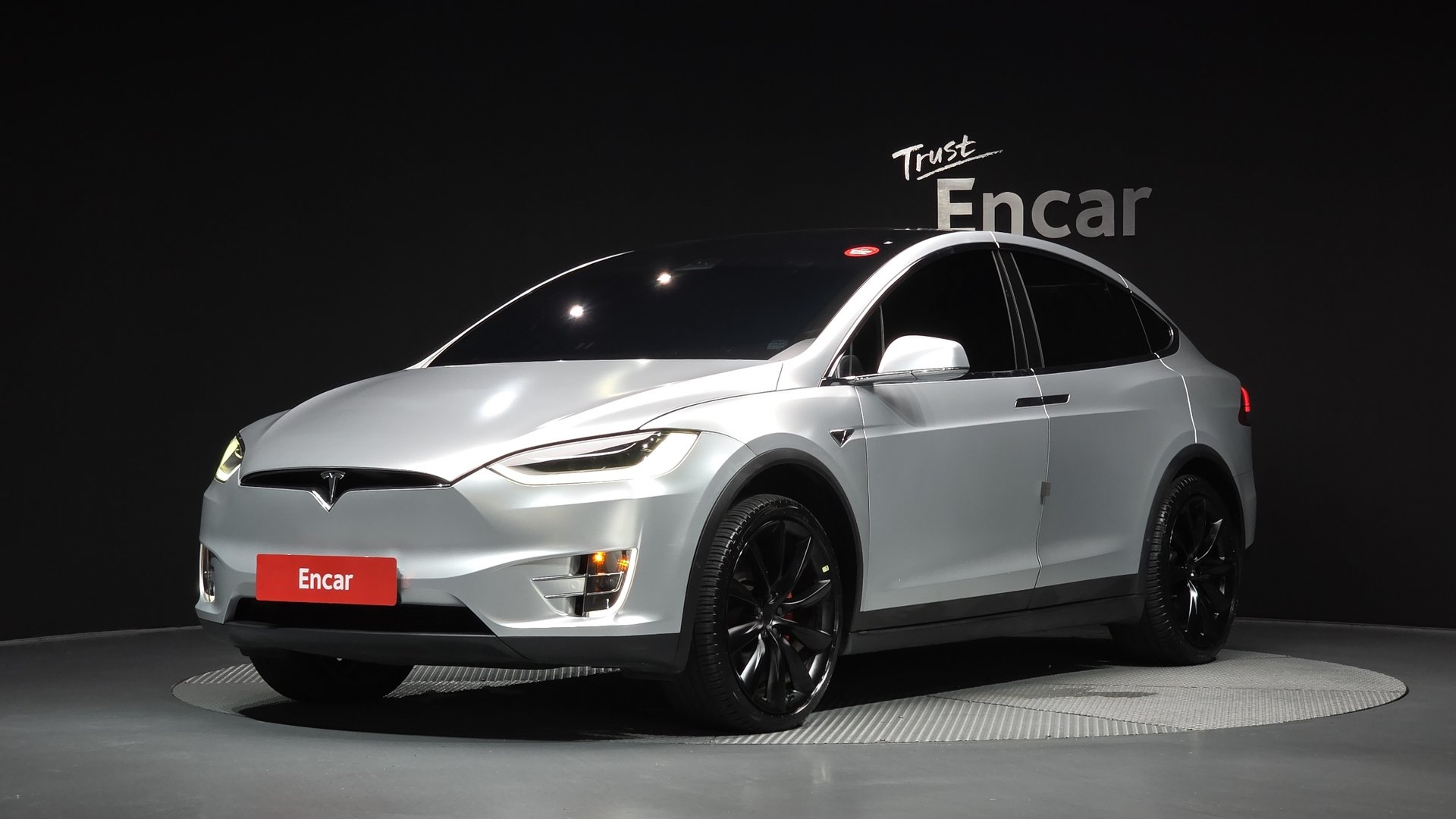 2020 Tesla MODEL X photo 1