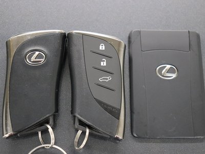 2022 Lexus NX — миниатюра 41