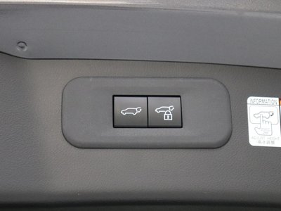 2022 Lexus NX — миниатюра 28