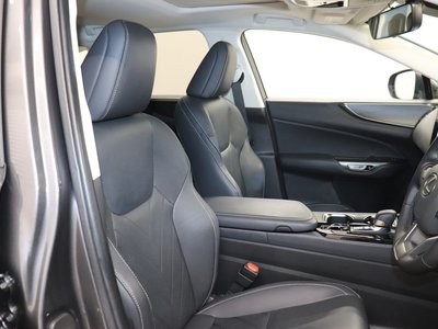 2022 Lexus NX — миниатюра 23