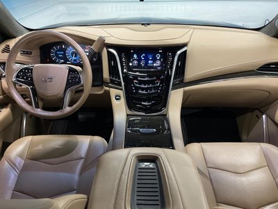 صورة 2 لـ 2020 Cadillac ESCALADE