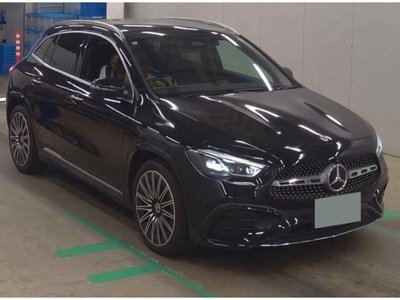 MERCEDES-BENZ GLA - 6