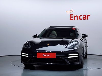 PORSCHE PANAMERA - 2
