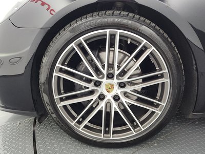 PORSCHE PANAMERA - 6