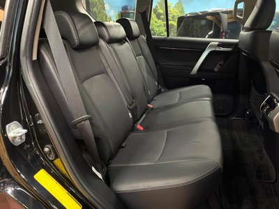 TOYOTA LAND CRUISER PRADO - 9