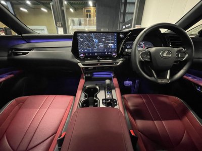 2025 Lexus RX 缩略图 12