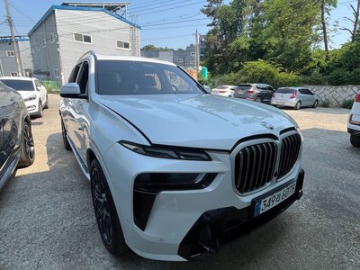 BMW X7 - 1