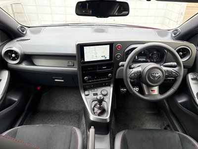 2026 Toyota GR YARIS — фото 2