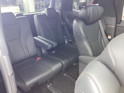 2026 TOYOTA ALPHARD thumbnail 40