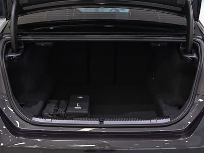 BMW 5 SERIES - 4
