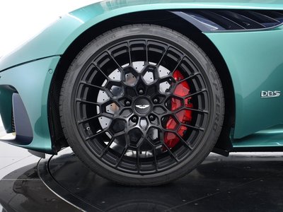 2024 Aston Martin DBS SUPERLEGGERA 照片 5