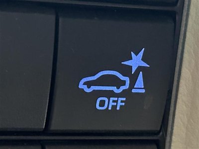 TOYOTA LAND CRUISER PRADO - 8