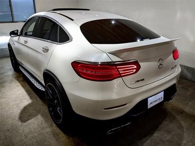MERCEDES-BENZ GLC AMG - 3