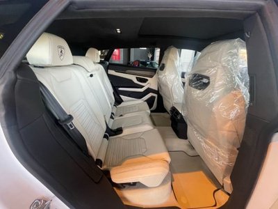 2026 Lamborghini URUS — миниатюра 20