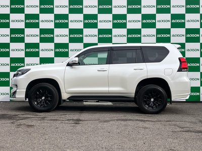 TOYOTA LAND CRUISER PRADO - 5