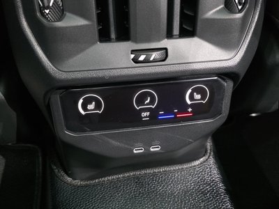 2025 BMW X3 thumbnail 25