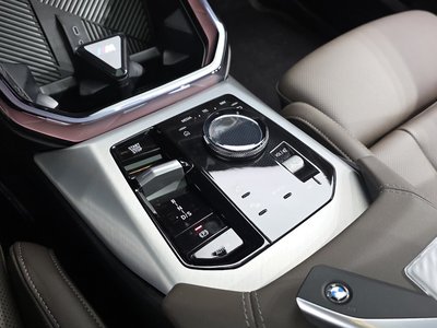 2025 BMW X3 thumbnail 12