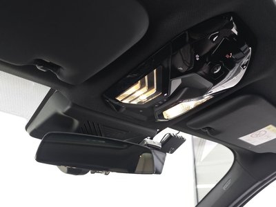 2025 BMW X3 thumbnail 32