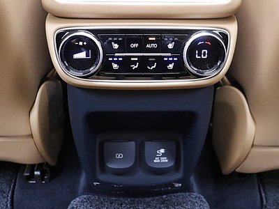 GENESIS GV80 - 10