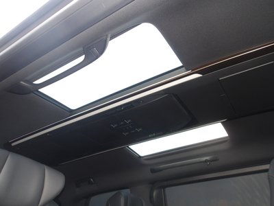 2026 Toyota ALPHARD — миниатюра 28