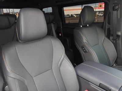 صورة 9 لـ 2026 Toyota ALPHARD