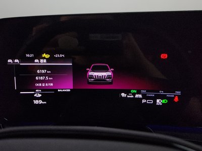 2025 AUDI SQ6 E-TRON 缩略图 11