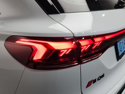 صورة 10 لـ 2025 AUDI SQ6 E-TRON