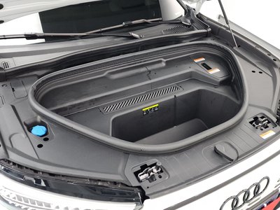 صورة 7 لـ 2025 AUDI SQ6 E-TRON